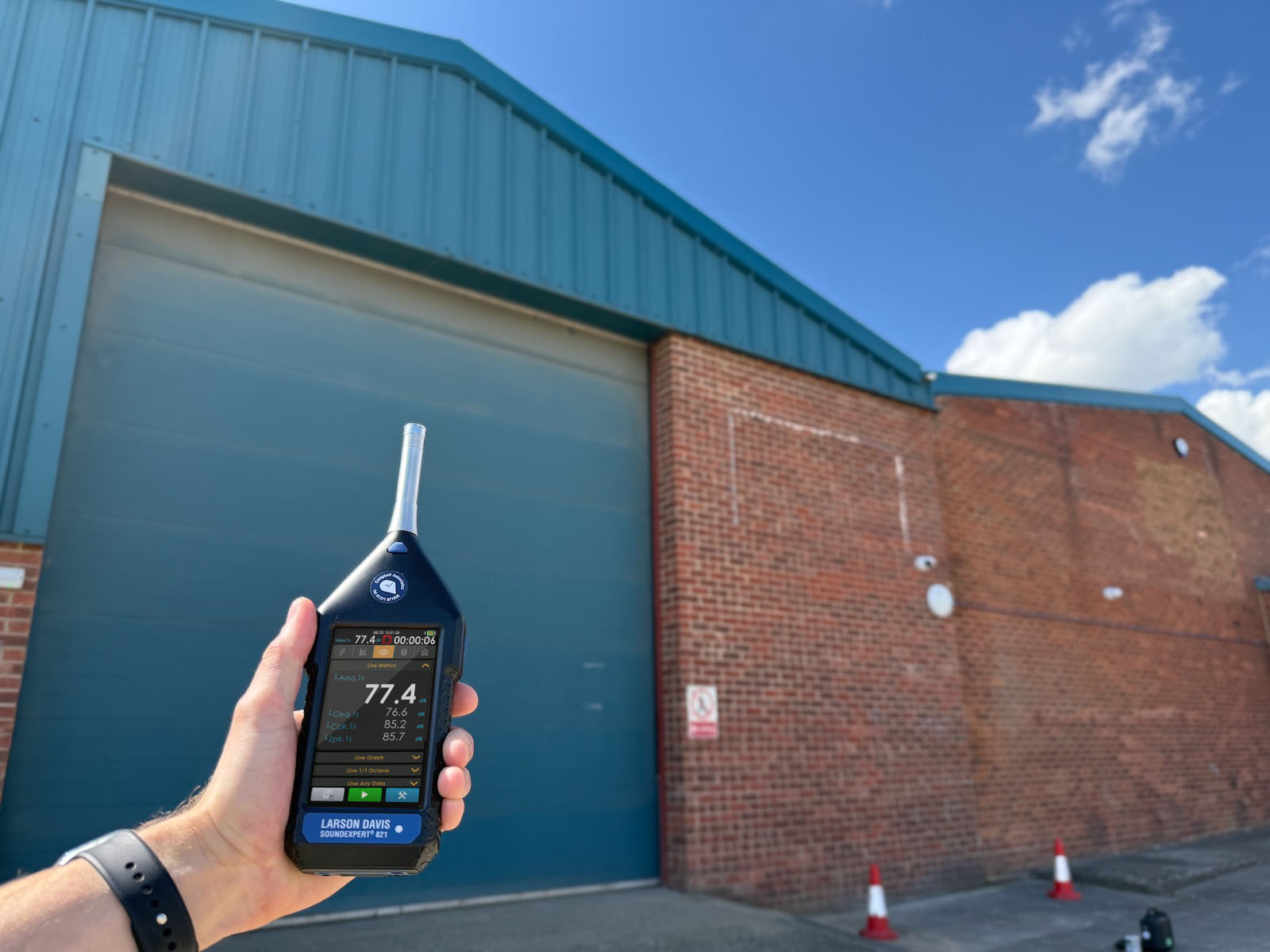 SoundExpert® – Sound Level Meter